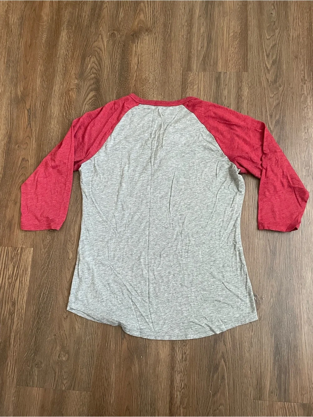 Nike The Athletic Dept. Gray & Red Henley Quarter Sleeve Tee Women’s Size M